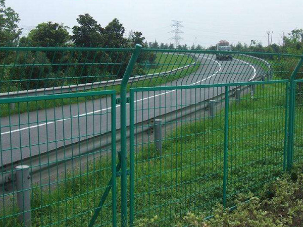 公路围栏网