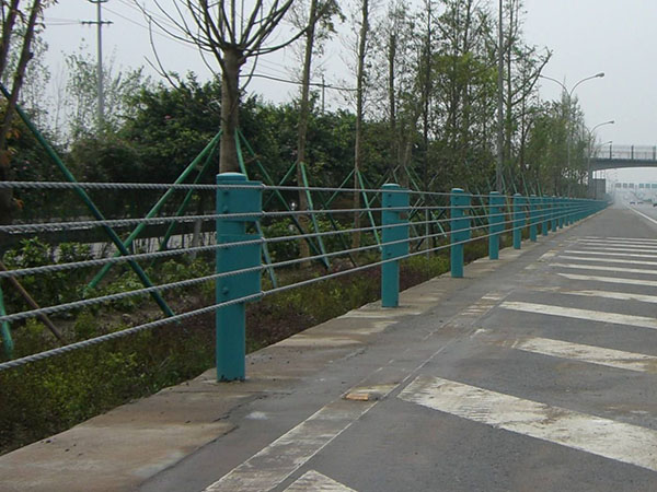 缆索护栏